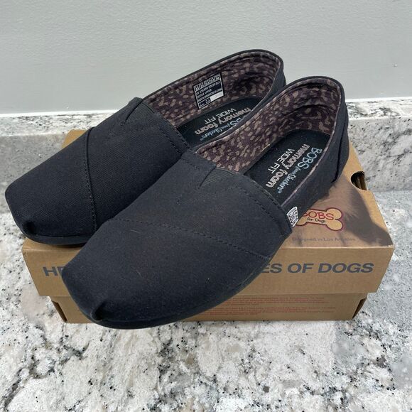 New NIB Skechers BOBS Black Peace & Love Womens's Size 5.5 Canvas Shoes Wide - Picture 2 of 10